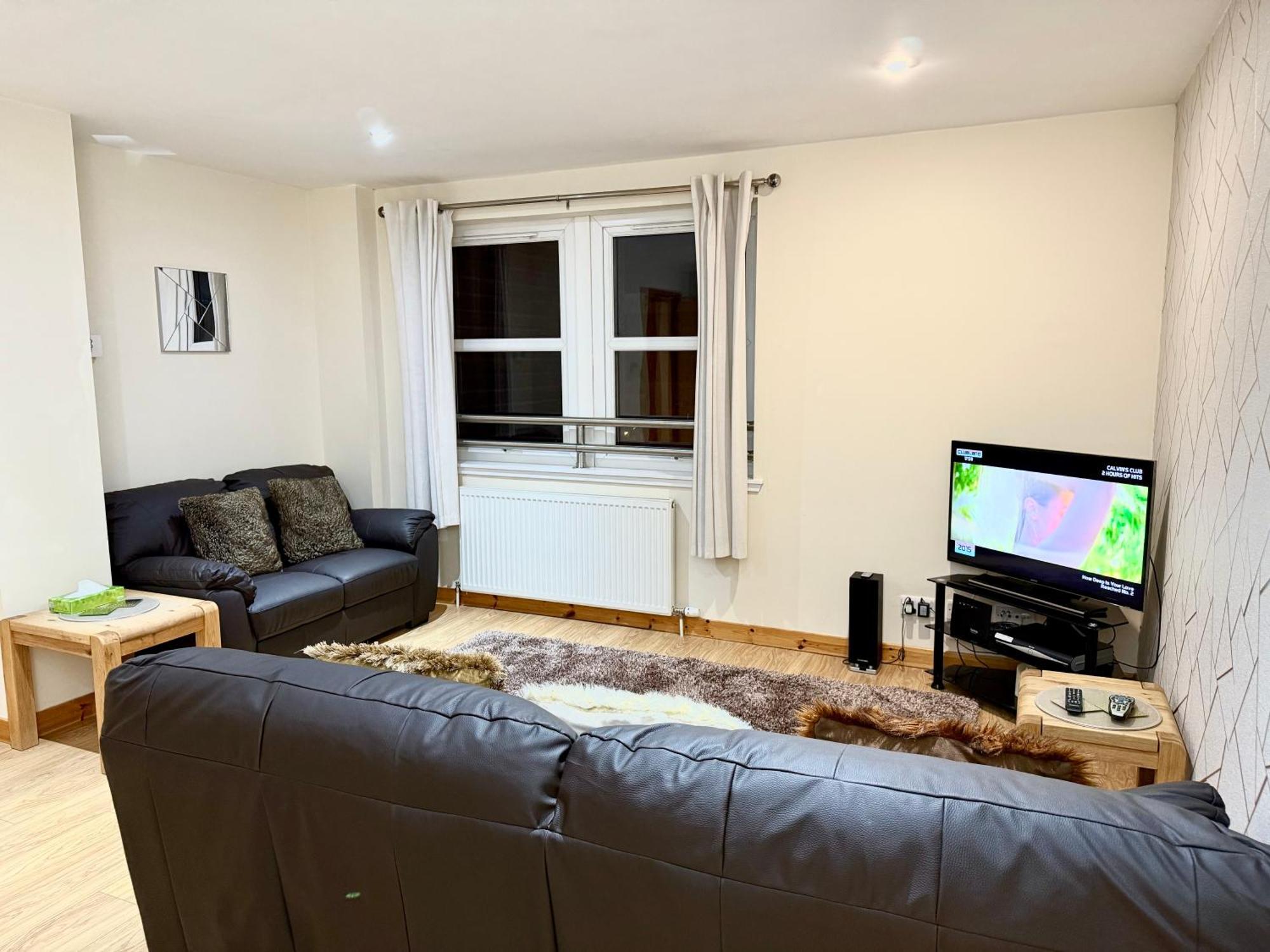 Azim And Suzi'S City Centre Apartment Inverness Eksteriør billede